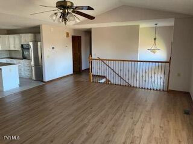 1201 Eastbrook Drive, Kingsport, TN 37663