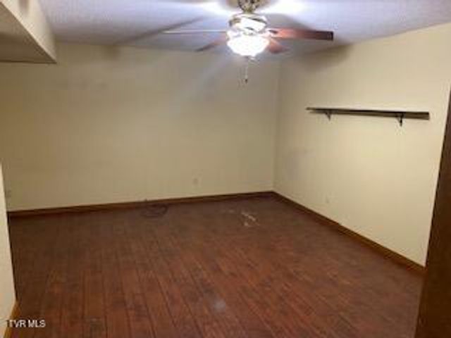 1201 Eastbrook Drive, Kingsport, TN 37663