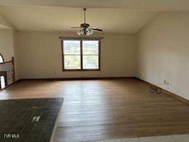 1201 Eastbrook Drive, Kingsport, TN 37663