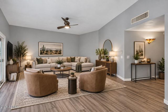 10554 W OCOTILLO Drive, Sun City, AZ 85373