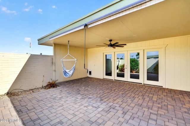 10554 W OCOTILLO Drive, Sun City, AZ 85373
