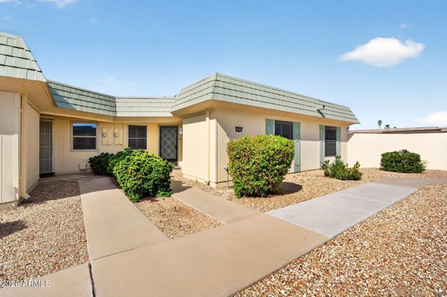 10554 W OCOTILLO Drive, Sun City, AZ 85373
