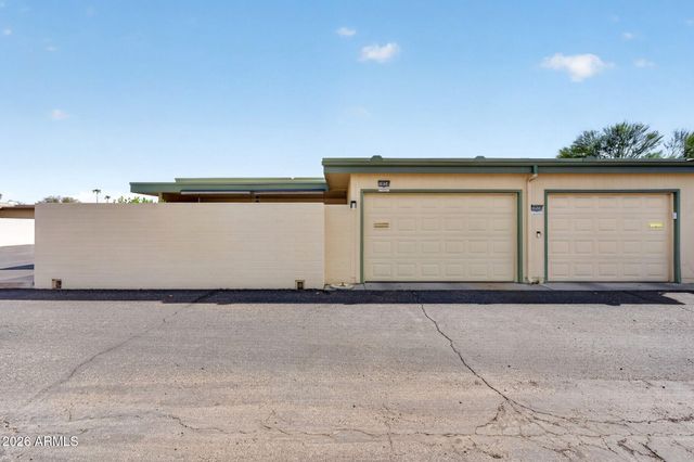 10554 W OCOTILLO Drive, Sun City, AZ 85373