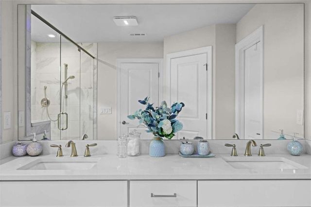 2042 Violet Lane, Brookhaven, GA 30319