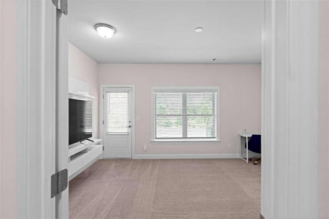 2042 Violet Lane, Brookhaven, GA 30319