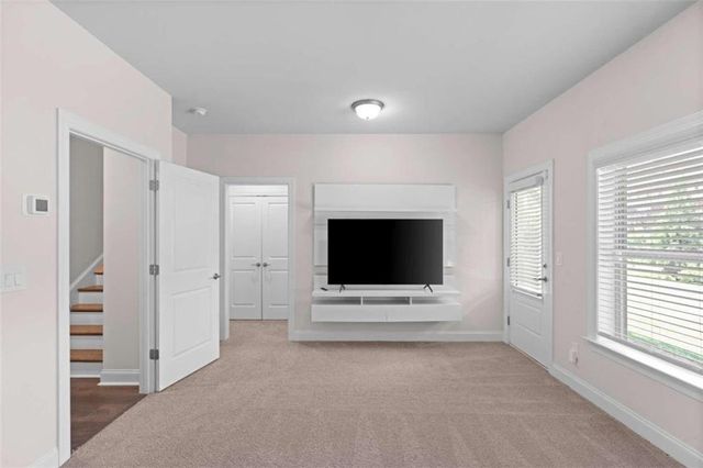 2042 Violet Lane, Brookhaven, GA 30319