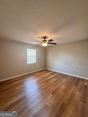 2888 Parrott Avenue A, Atlanta, GA 30318