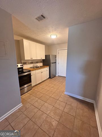 2888 Parrott Avenue A, Atlanta, GA 30318