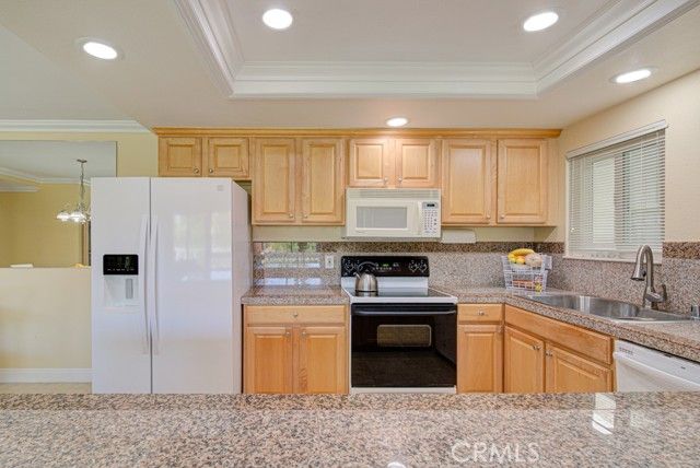 829 Via Alhambra Q, Laguna Woods, CA 92637