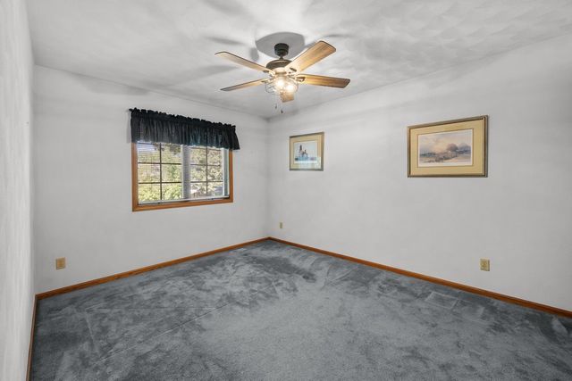 1017 W 57th Street, Davenport, IA 52806