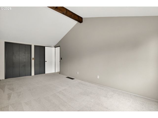 19451 WILDERNESS Dr, West Linn, OR 97068