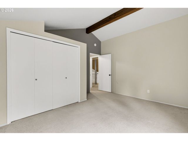 19451 WILDERNESS Dr, West Linn, OR 97068