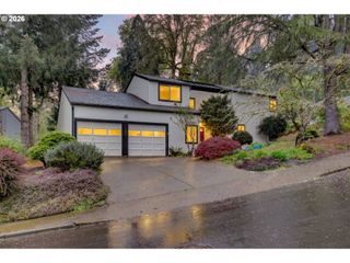 19451 WILDERNESS Dr, West Linn, OR 97068