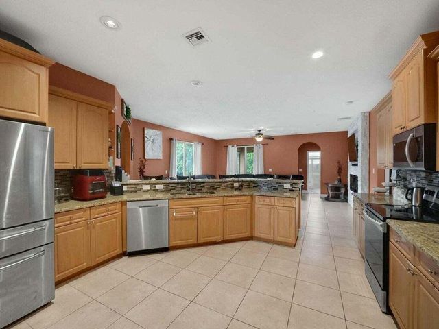 1371 SW Halford Avenue, Port St Lucie, FL 34953