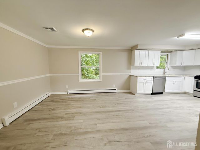 1 Johns Place, Helmetta, NJ 08828