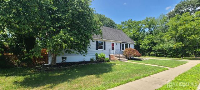 1 Johns Place, Helmetta, NJ 08828