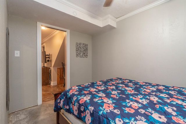 1827 Denholm Drive, Manhattan, KS 66503