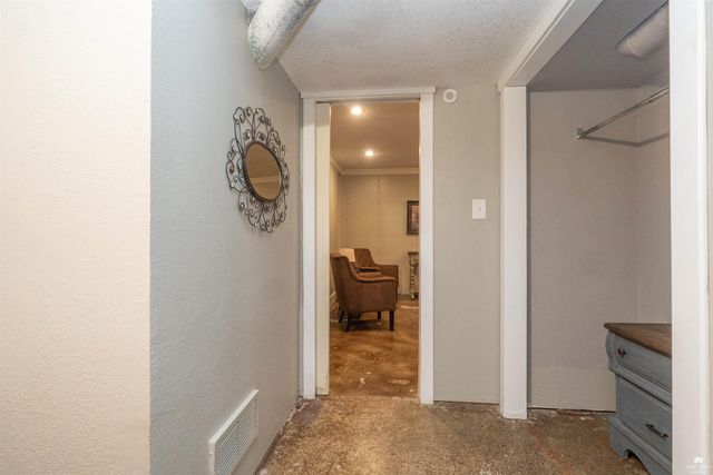 1827 Denholm Drive, Manhattan, KS 66503