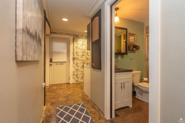 1827 Denholm Drive, Manhattan, KS 66503
