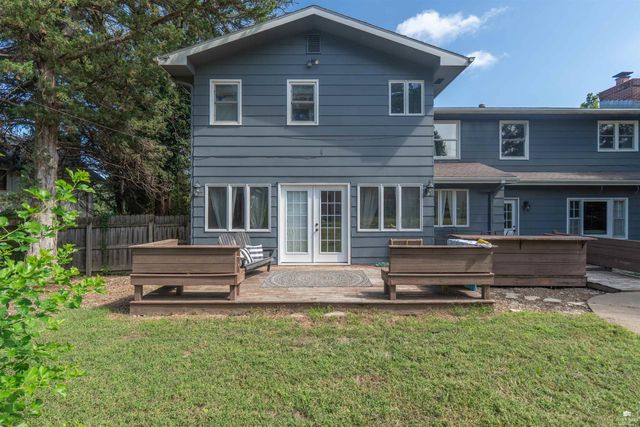 1827 Denholm Drive, Manhattan, KS 66503