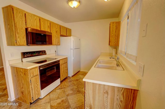 3106 W MOHAWK Lane, Phoenix, AZ 85027