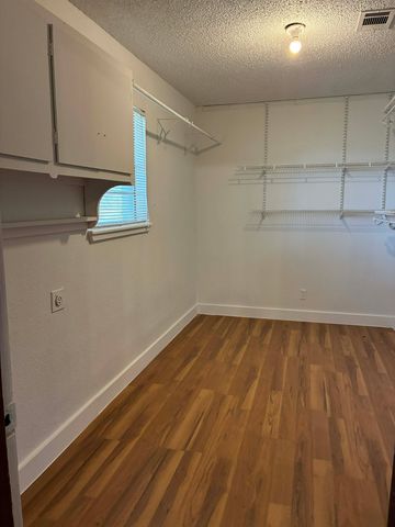 610 S Rike Street, Farmersville, TX 75442