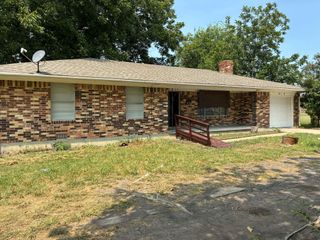 610 S Rike Street, Farmersville, TX 75442