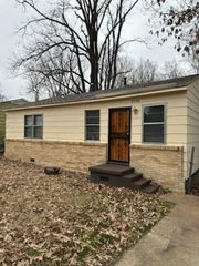 2548 SUNNY HILL DR, Memphis, TN 38127