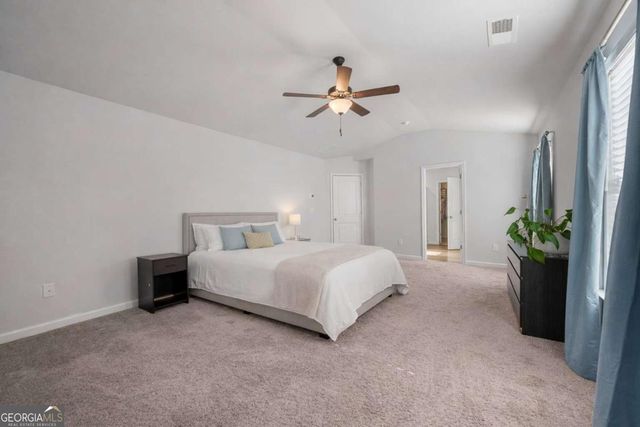 925 Lakehaven Lane, Loganville, GA 30052