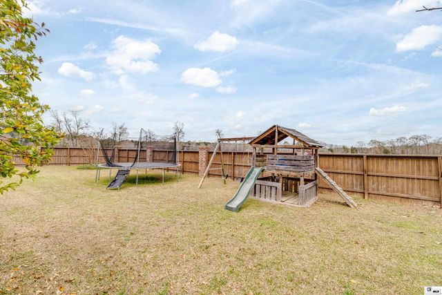 385 DOZIER CREEK CIRCLE, Farmerville, LA 71241