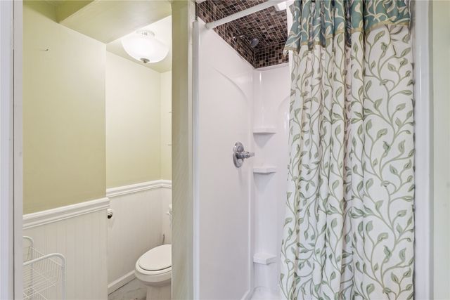 618 E Competine Street, Knoxville, IA 50138