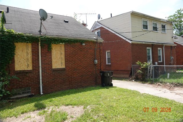 11207 Rossiter Street, Detroit, MI 48224