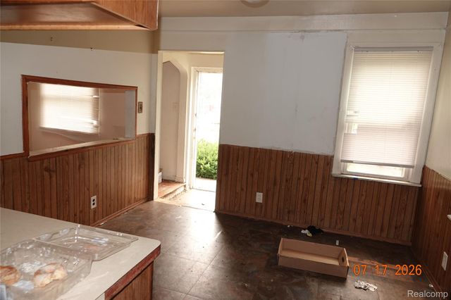 11207 Rossiter Street, Detroit, MI 48224