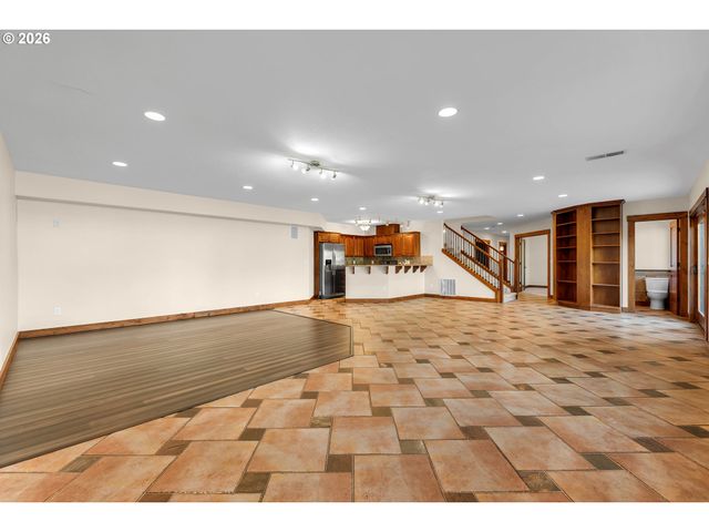 12000 Ne 57th Ct, Vancouver, WA 98686