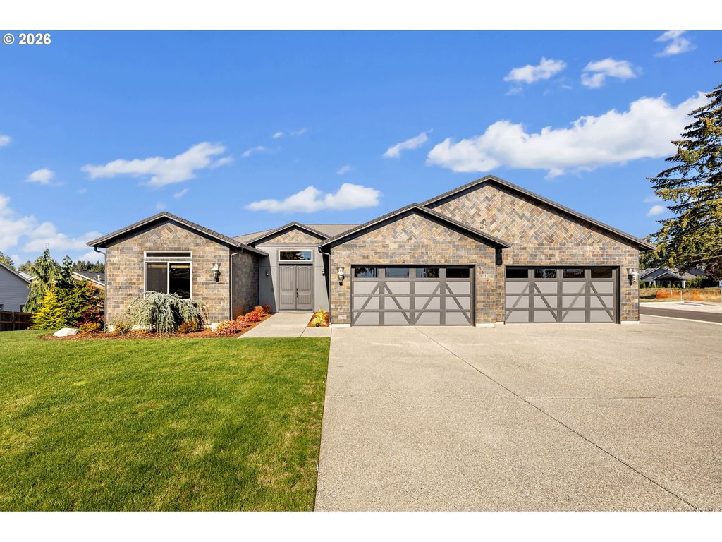 12000 Ne 57th Ct, Vancouver, WA 98686