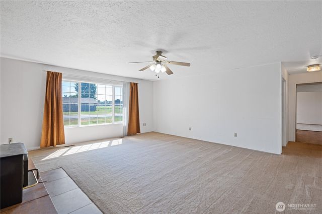 1425 33rd Avenue, Longview, WA 98632