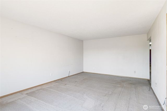 1425 33rd Avenue, Longview, WA 98632