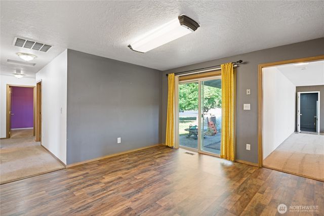 1425 33rd Avenue, Longview, WA 98632