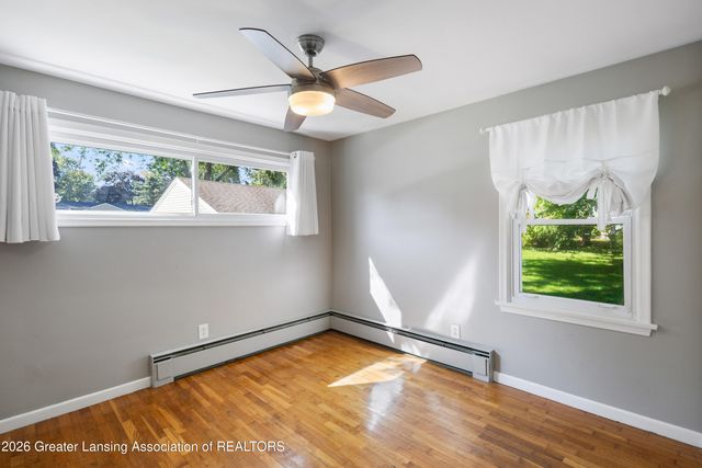 1387 Cloverleaf Road, Lansing, MI 48906