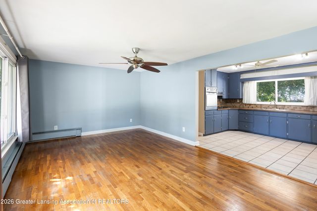 1387 Cloverleaf Road, Lansing, MI 48906