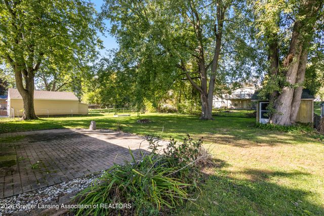 1387 Cloverleaf Road, Lansing, MI 48906