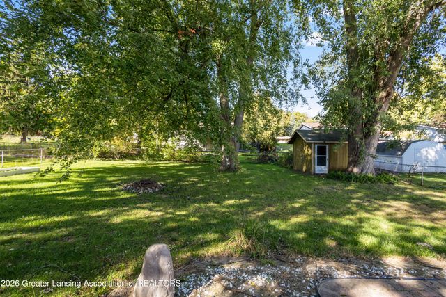 1387 Cloverleaf Road, Lansing, MI 48906