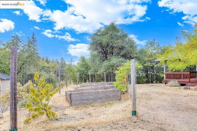 20569 Charlotte Ct, Soulsbyville, CA 95372