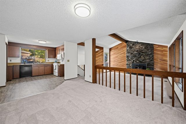 31711 25th Avenue SW, Federal Way, WA 98023