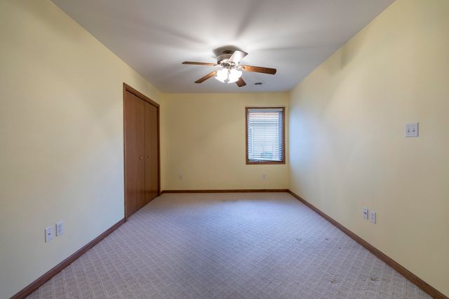 9841 Hart Street, St. John, IN 46373