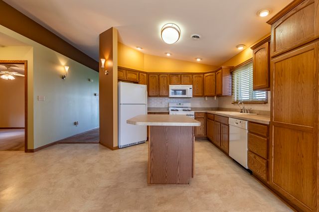 9841 Hart Street, St. John, IN 46373