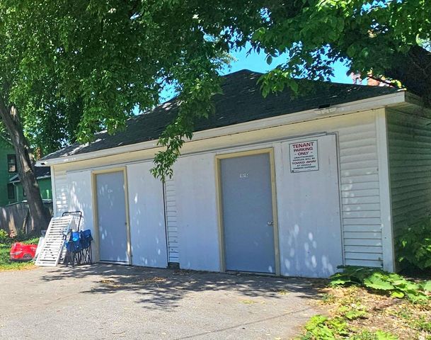 1015 S Webster Street, Saginaw, MI 48602