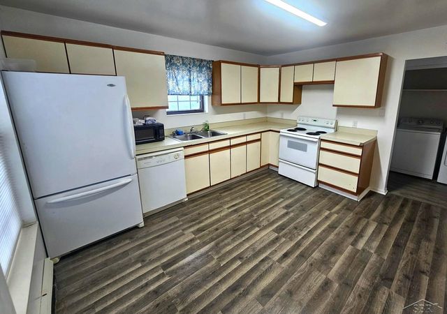 1015 S Webster Street, Saginaw, MI 48602