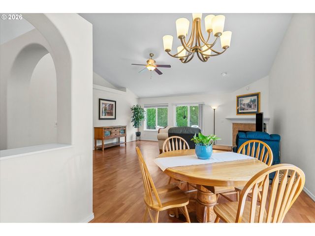 5769 Se RANCHO St, Hillsboro, OR 97123