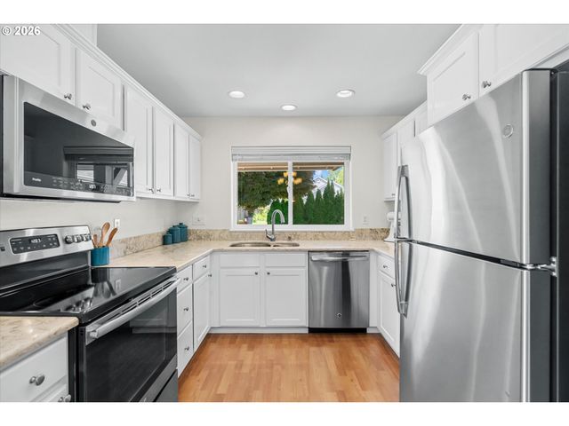 5769 Se RANCHO St, Hillsboro, OR 97123
